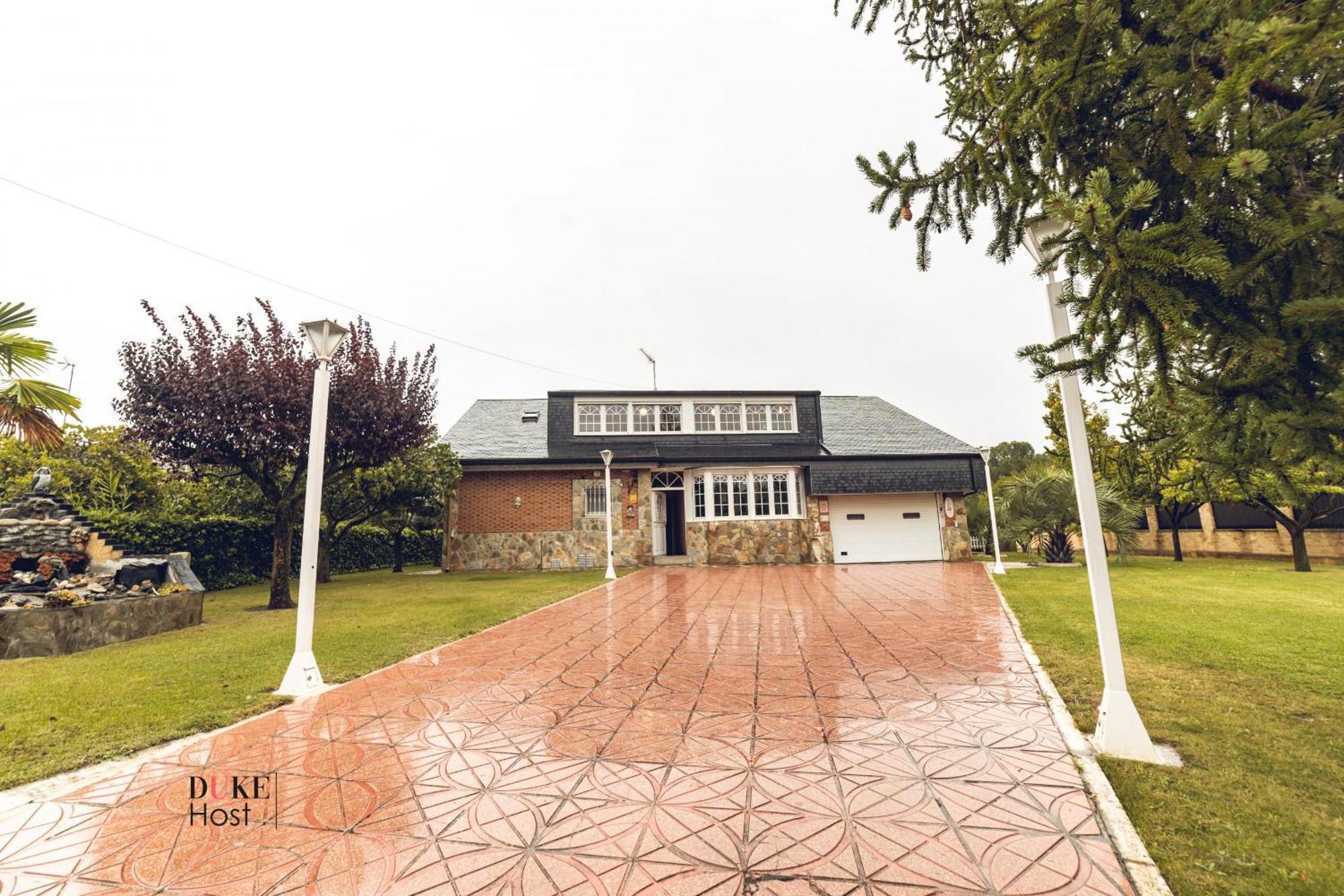 Villa Nuevo Baztán 外观 照片